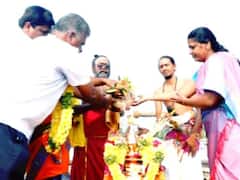 ஸ்ரீ காசி விஸ்வநாதர் உடனுறை ஆலய அஷ்டபந்தன மகா கும்பாபிஷேகம் - விண்ணைப் பிளந்த நமசிவாய கோஷம்