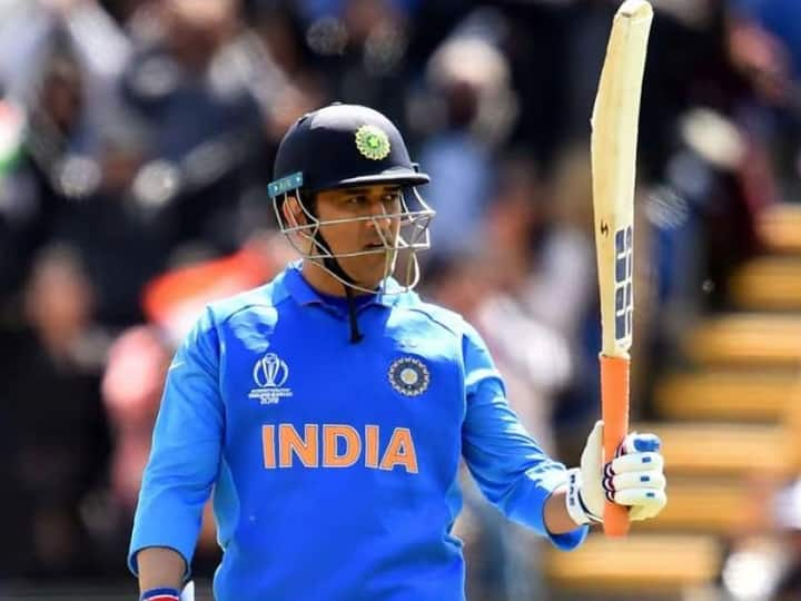 IND vs ENG ODIs Stats: वर्ल्ड कप 2023 में रविवार (29 अक्टूबर) को भारत और इंग्लैंड के बीच टक्कर होगी. इस मुकाबले से पहले जानिए दोनों टीमों के वनडे इतिहास के पांच सर्वश्रेष्ठ बल्लेबाज कौन हैं..