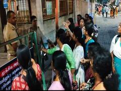 சந்திர கிரகணத்தை முன்னிட்டு நடை சாத்தப்பட்ட மீனாட்சியம்மன் கோயில் மீண்டும் திறப்பு - பக்தர்கள் தரிசனம்