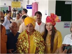 बीजेपी प्रत्याशी केंद्रीय मंत्री रेणुका सिंह ने भरा नामांकन, कहा- 'मुझे जनता जिताने निकली है'