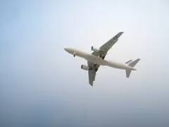 Hole in Plane: ਜੇਕਰ ਉੱਡਦੇ ਜਹਾਜ਼ ‘ਚ ਹੋ ਜਾਵੇ ਸੁਰਾਖ ਤਾਂ ਕੀ ਹੋਵੇਗਾ? ਜਾਣੋ ਸਹੀ ਜਵਾਬ