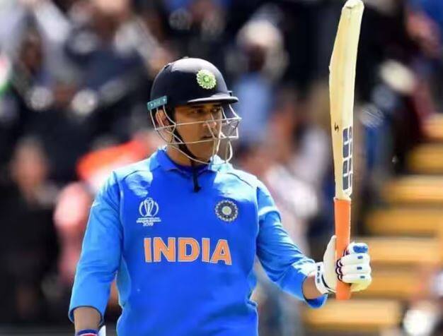 IND vs ENG ODIs Stats: ਐਤਵਾਰ (29 ਅਕਤੂਬਰ) ਨੂੰ ਵਿਸ਼ਵ ਕੱਪ 2023 ਵਿੱਚ ਭਾਰਤ ਅਤੇ ਇੰਗਲੈਂਡ ਵਿਚਾਲੇ ਮੁਕਾਬਲਾ ਹੋਵੇਗਾ। ਇਸ ਮੈਚ ਤੋਂ ਪਹਿਲਾਂ ਜਾਣੋ ਦੋਵਾਂ ਟੀਮਾਂ ਦੇ ਵਨਡੇ ਇਤਿਹਾਸ ਦੇ ਪੰਜ ਸਰਵੋਤਮ ਬੱਲੇਬਾਜ਼ ਕੌਣ ਹਨ।