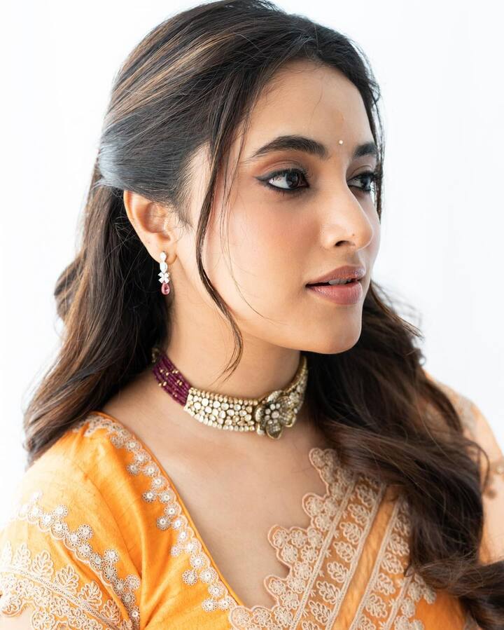 నాని గ్యాంగ్ లీడర్ చిత్రంతో తెలుగులో అడుగుపెట్టింది ఈ భామ.