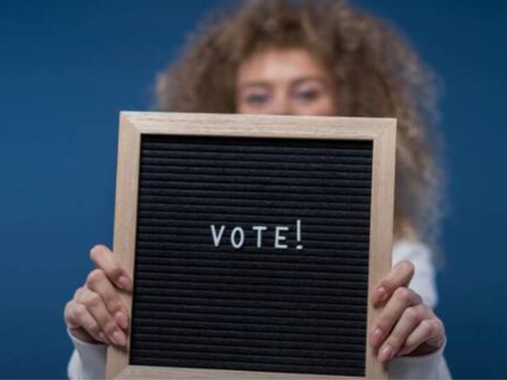 या मंडळात लोकसभा आणि राज्यसभेचे सदस्य आणि भारतातील सर्व राज्ये आणि प्रदेशांच्या विधानसभेचे सदस्य असतात.