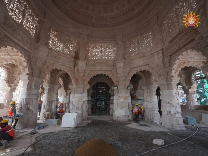 Ram Mandir: प्राण प्रतिष्ठा से पहले राम मंदिर की नई तस्वीरें आईं सामने, दीवारों पर उकेरी जा रही हैं सुंदर नक्काशी Ayodhya Ram Mandir construction three new photos released for devotees See Pics Ram Mandir: प्राण प्रतिष्ठा से पहले राम मंदिर की नई तस्वीरें आईं सामने, दीवारों पर उकेरी जा रही हैं सुंदर नक्काशी