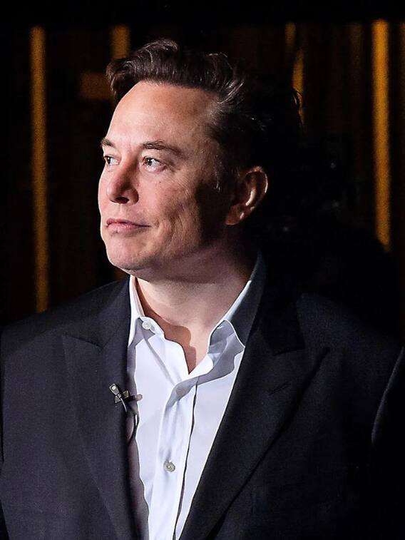 टेकओवर का 1 साल पूरा, मस्क ने कुछ यूं बदल दी ट्विटर की सूरत