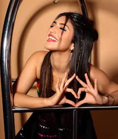 బ్లాక్ డ్రెస్ లో శ్రీలీల- క్యూట్ లుక్స్ తో మెస్మరైజ్