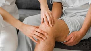 Health Tips : हिवाळा येताच सांधेदुखीचा त्रास सुरु झाला? चिंता करू नका; 'ही' 3 प्रकारची हिरवी पाने तुमच्यासाठी लाभदायी