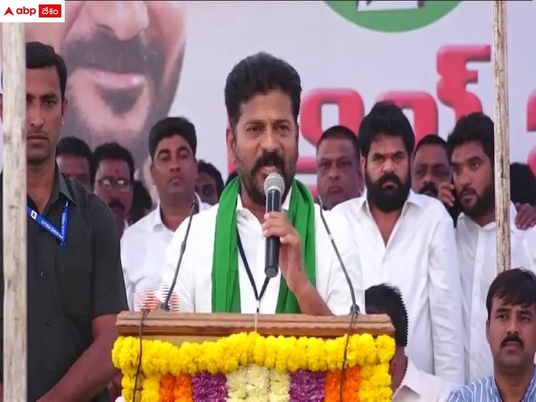 Revanth Reddy: 'తెలంగాణకు సీఎం కేసీఆర్ ఏం చేశారు?' - డీకే సవాల్ తో తోక ముడిచారన్న రేవంత్ రెడ్డి TPCC Chief Revanth reddy challenge to cm kcr in sangareddy meeting Revanth Reddy: 'తెలంగాణకు సీఎం కేసీఆర్ ఏం చేశారు?' - డీకే సవాల్ తో తోక ముడిచారన్న రేవంత్ రెడ్డి