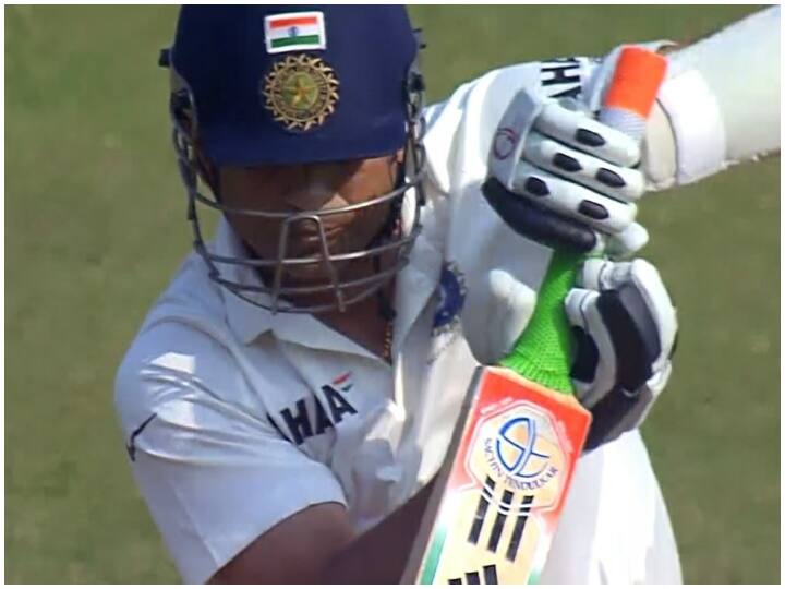 cricketers wear indian flag printed helmet on ground is it illegal to wear this read here full rules India: हेल्मेटवर भारताचा झेंडा लावून खेळतात क्रिकेटर्स; पण असं करणं कायदेशीर आहे का?