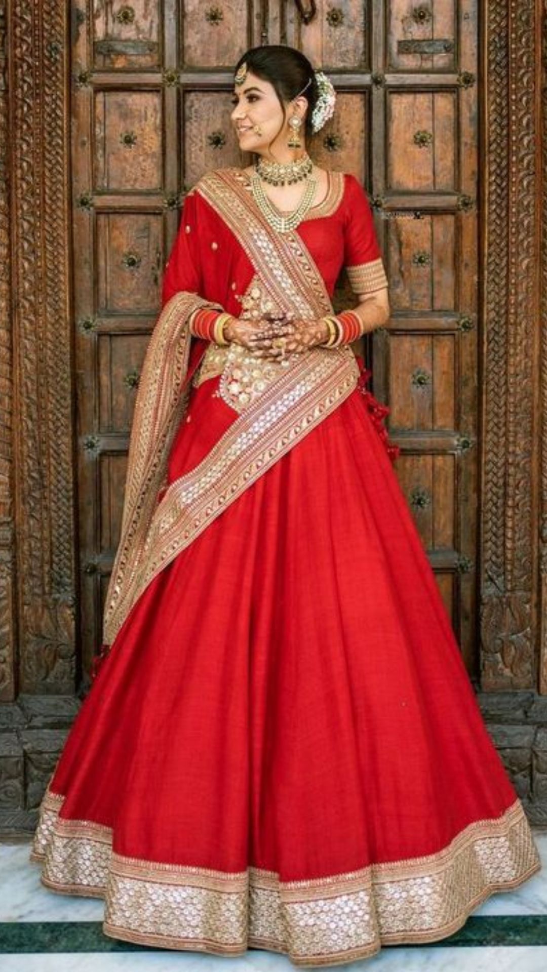 करवा चौथ 2023: 40 प्लस के लिए बेस्ट हैं शिल्पा के सिंपल लहंगे | Karwa Chauth  2023 Shilpa Shetty Lehenga For 40 Plus