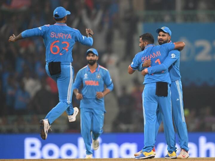 india beat england by 100 runs in lucknow ind vs eng full match highlights mohammed shami IND vs ENG: भारत ने 20 साल बाद इंग्लैंड को वर्ल्ड कप में हराया, विश्व कप में ठोका जीत का 'सिक्सर', शमी-बुमराह के सामने अंग्रेज ढेर