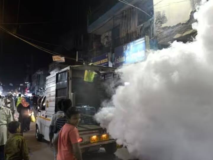 NDMC News Fear of dengue in NDMC area Delhi anti larva campaign started fogging ann NDMC News: दिल्ली के एनडीएमसी इलाके में डेंगू का खौफ, एंटी लार्वा अभियान शुरू,  फॉगिंग पर जोर