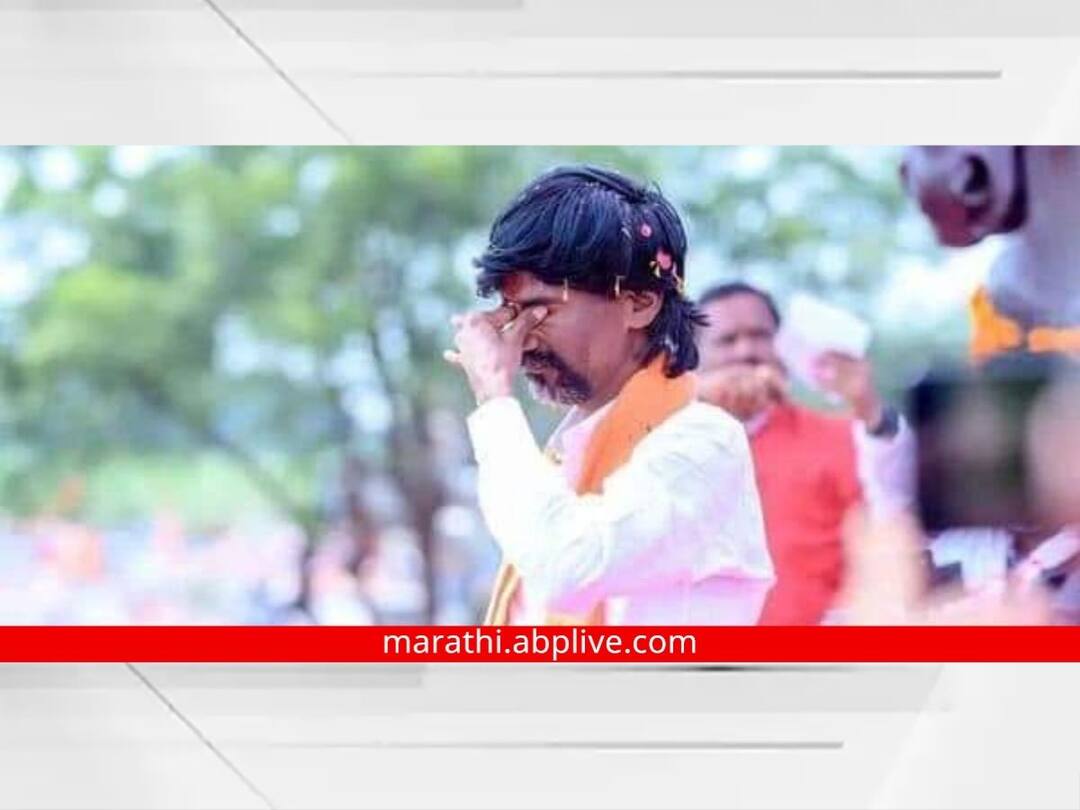 Manoj Jarange drink water demanded to protestors Maratha Reservation पाणी घ्या... पाणी घ्या... जरांगे साहेब पाणी घ्या! जरांगेंची प्रकृती खालावली, आंदोलक चिंतेत, पाणी घेण्याचा आग्रह