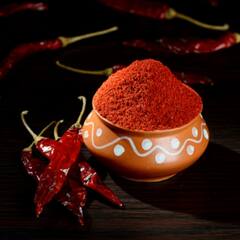 Red Chilli Powder: ਲਾਲ ਮਿਰਚ ਪਾਊਡਰ ਦਾ ਸੇਵਨ ਪੈ ਸਕਦੈ ਭਾਰੀ, ਜਾਣੋ ਨੁਕਸਾਨ
