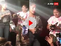 'रंगदार बेतिया जिला हो...', हाथ में खिलौने की तरह हथियार लेकर नर्तकियों ने लगाए ठुमके, VIDEO