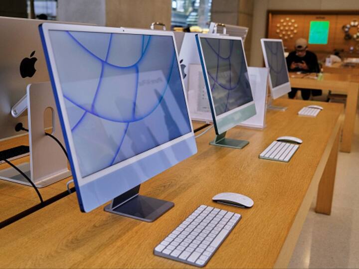 What To Expect: Bloomberg's Mark Gurman has hinted at the potential development of an enhanced Pro variant of the iMac. However, it appears that the anticipated launch for this larger iMac Pro is tentatively scheduled for the late 2024 or 2025 timeframe. This disclosure presents a noteworthy departure from earlier forecasts made by noted Apple analyst Ming-Chi Kuo, who had previously indicated that the unveiling of a new 24-inch iMac was imminent in the upcoming year.