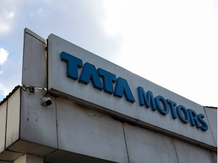 Tata Motors Wins Singur Land Case Entitled To Recover Rs 766 Crore Compensation From West Bengal Govt Tata Motors Wins Singur Land Case; Entitled To Recover Rs 766 Crore Compensation From West Bengal Govt
