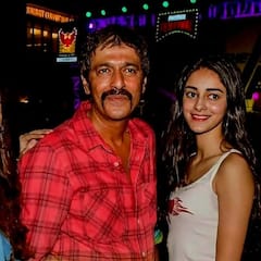Ananya Panday के बर्थडे पर Chunky Panday ने शेयर कीं अनसीन फोटोज़, इस तस्वीर में पापा से इरिटेट दिखीं बेटी