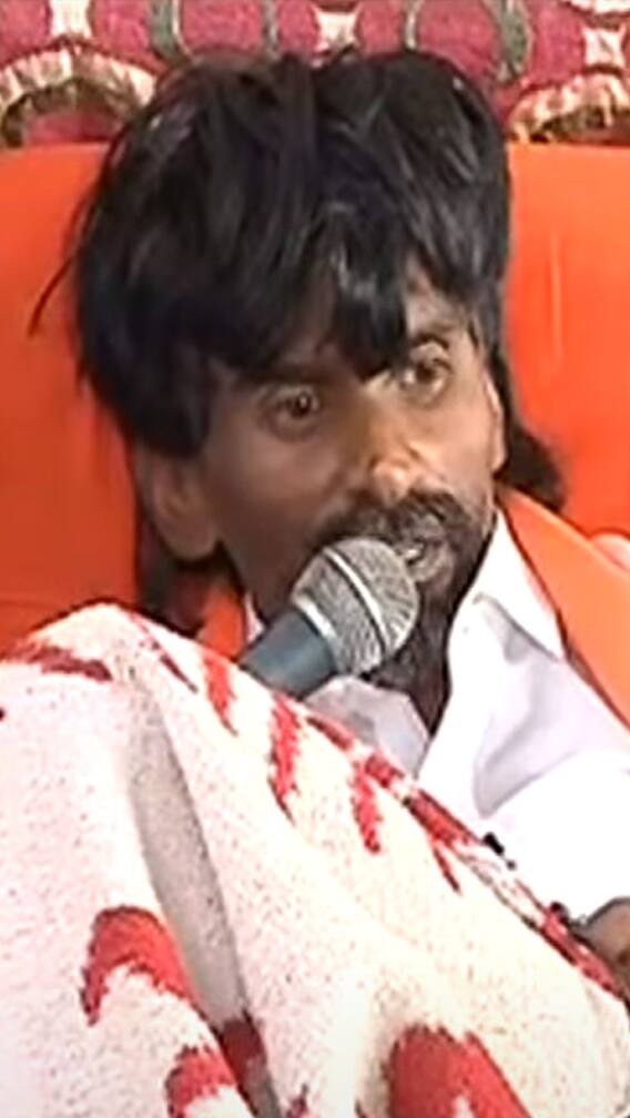 पाणी घ्या... पाणी घ्या...  जरांगे साहेब पाणी घ्या