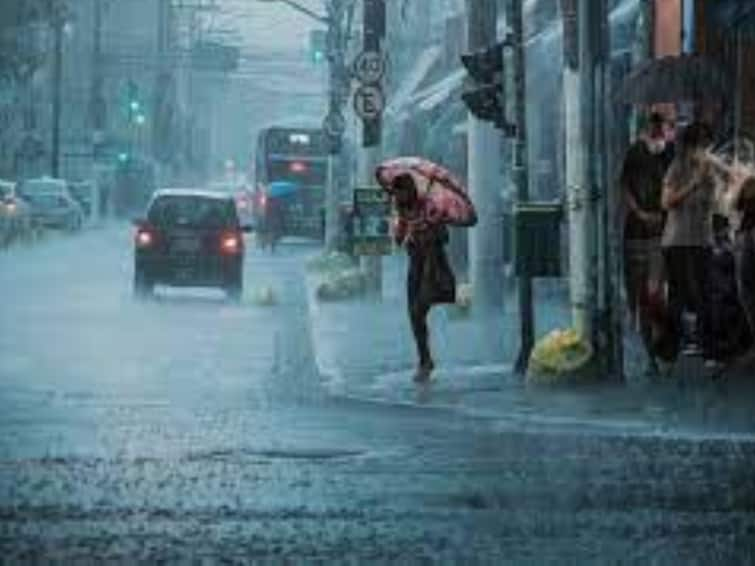 Chance of rain in 27 districts in Tamil Nadu in next 3 hours weather report Rain Alert: அடுத்த 3 மணி நேரம்; 27 மாவட்டங்களில் மழைக்கு வாய்ப்பு - எந்தெந்த மாவட்டங்களில்?