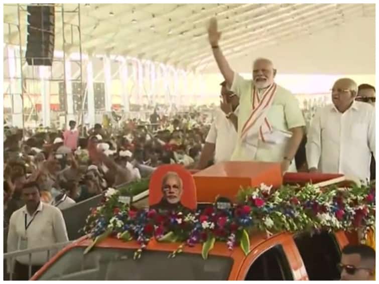 PM Modi Launches Development Projects Worth Rs 5950 crore On Day 1 Of Gujarat Visit 'I Fulfil The Pledge I Take': PM Modi Launches Projects Worth Rs 5950 Cr On Day 1 Of Gujarat Visit