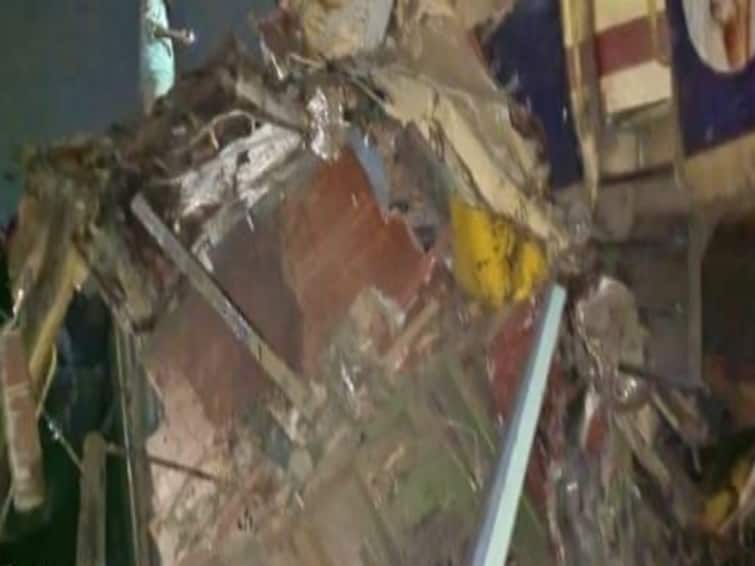 The death toll has increased to 14 in the accident where two trains collided in Vijayanagar next to Andhra Pradesh Train Accident: ஆந்திராவில் இரண்டு ரயில்கள் மோதி கொண்ட விபத்து- உயிரிழந்தோர் எண்ணிக்கை 14 ஆக உயர்வு..!