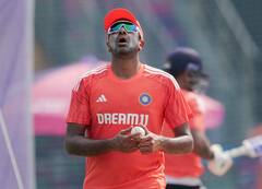 सूर्या, ईशानसह टीम इंडियाचा वानखेडेवर कसून सराव, श्रीलंकेविरोधात उतरणार मैदानात