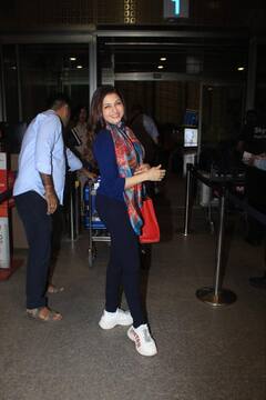 મુંબઇ એરપોર્ટ પર સ્પોર્ટ થયા ભાગ્યશ્રી અને બનિતા સંધૂ
