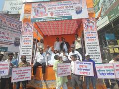 मराठ्यांसाठी मुस्लिम मावळे एकवटले; पुण्यात मुस्लिम बांधवांकडून 'एक मराठा, लाख मराठा'चा गजर