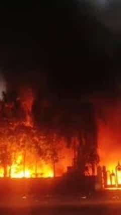 Maratha Reservation: मराठा आंदोलन में फिर भड़की हिंसा, प्रदर्शनकारियों ने बस-दुकानें जलाईं