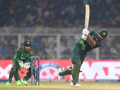 पाकिस्तान को आखिरकार वर्ल्ड कप में नसीब हुई जीत, बांग्लादेश को 7 विकेट से धोया