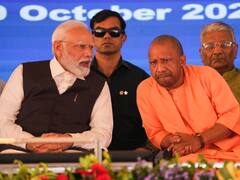 बनारस का दौरा करने वाले हैं पीएम मोदी, तैयारियों की समीक्षा के लिए आज सीएम योगी पहुंच रहे वाराणसी