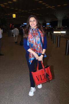 મુંબઇ એરપોર્ટ પર સ્પોર્ટ થયા ભાગ્યશ્રી અને બનિતા સંધૂ