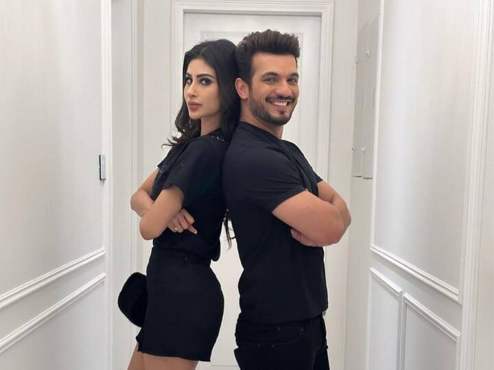 Mouni Roy shared pictures with Arjun Bijlani in a special manner on his birthday.