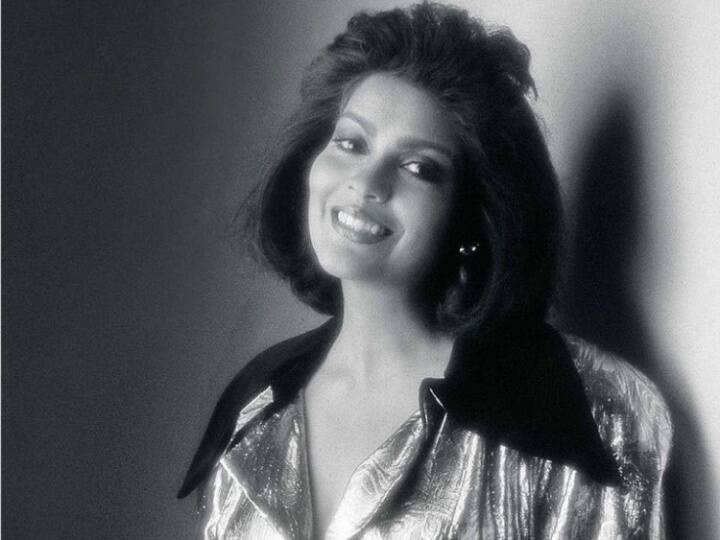 Zeenat Aman recalls her first day on film set ask Where is the glamor पहले दिन सेट का हाल देखकर चौंक गईं थीं Zeenat Aman, पूछा था- 'लेकिन ग्लैमर कहां है?'