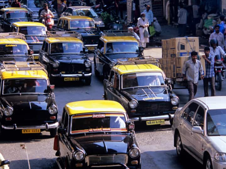Kaali Peeli Taxis Off Mumbai Roads Mumbaikars React Over Kaali Peeli Premier Padmini Taxis Being Taken Off 'Yeh Mumbai Ki Shaan Hai...': Mumbaikars React Over Kaali-Peeli Taxis Being Taken Off The Road