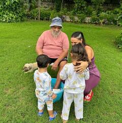 यूं अपने दादू को लाड करते दिखे Neha Dhupia के बच्चे, एक्ट्रेस ने शेयर की ससुर बिशन सिंह बेदी की Unseen तस्वीरें