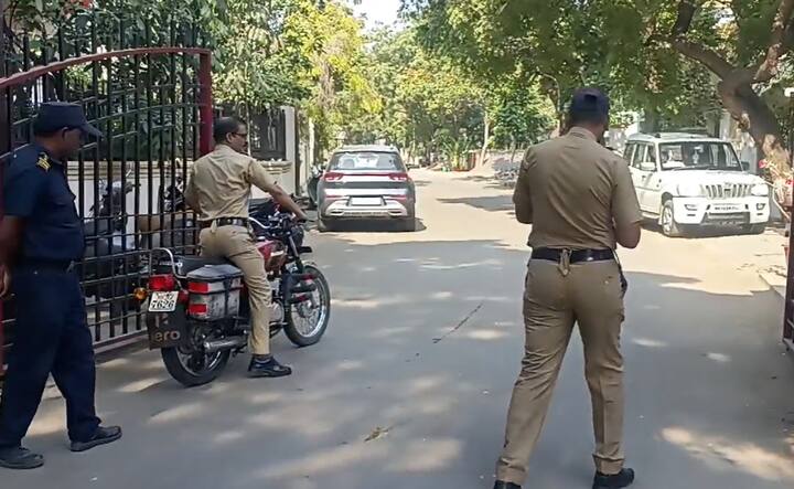 बारामती तालुक्यातील माळेगाव सहकारी साखर कारखान्याच्या मोळी पूजनाला अजित पवारांनी येऊ नये, अशी भूमिका मराठा क्रांती मोर्चा यांनी घेतली होती.