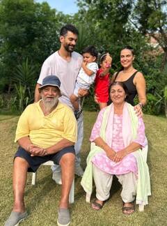 यूं अपने दादू को लाड करते दिखे Neha Dhupia के बच्चे, एक्ट्रेस ने शेयर की ससुर बिशन सिंह बेदी की Unseen तस्वीरें