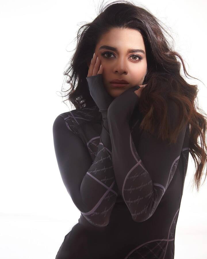మిథిలా పాల్కర్(Image Credit: Mithila Palkar/Instagram)