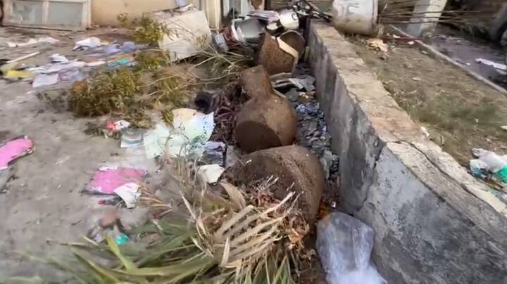 मराठा आंदोलकांच्या जमावाने  क्षीरसागर कुटुंबीयांच्या ताब्यात असलेल्या केएसके कॉलेजच्या संस्था कार्यालयाला आग लावली.