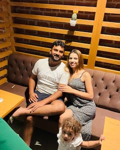 कौन है बिग बॉस 17 के  Arun Srikanth की विदेशी पत्नी? यूट्यूबर की फैमिली के बारे में जानिए सबकुछ