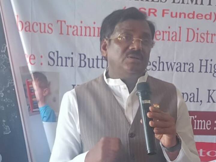 Telangana Assembly Election 2023 Former MP G Vivek Venkataswamy quits BJP and joins Congress  Telangana Election 2023: तेलंगाना चुनाव से पहले BJP को बड़ा झटका, पूर्व सांसद वेंकटस्वामी ने छोड़ी पार्टी