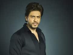 'बेटे को हाथ लगाने से पहले बाप से बात कर' ते 'बडे बडे देशों में छोटी छोटी बातें होती रहती हैं'; शाहरुखच्या या डायलॉग्सनं जिंकली प्रेक्षकांची मनं