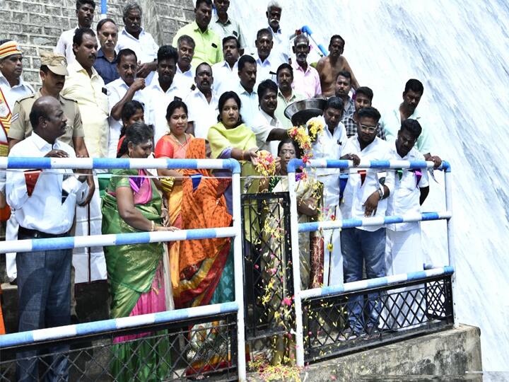 Theni news First release of water from Sothupparai dam for cultivation TNN சோத்துப்பாறை அணையில் இருந்து முதல் போக சாகுபடிக்காக தண்ணீர் திறப்பு