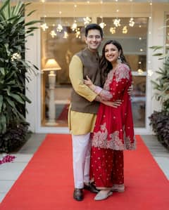 Parineeti Chopra Karwa Chauth Photos: अपने हाथों से लगाई मेहंदी, पानी पिलाकर खोला व्रत, पहले करवाचौथ पर परिणीति पर राघव चड्ढा ने खूब लुटाया था प्यार