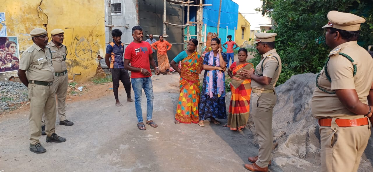 மாரண்டஅள்ளி அருகே சிறுத்தை நடமாட்டம்;  கிராம மக்களுக்கு வனத்துறையினர் விடுத்த எச்சரிக்கை