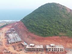 రుషికొండపై భవనాల్లోనే సీఎం క్యాంప్ కార్యాలయం, జగన్ కు త్రిసభ్య కమిటీ నివేదిక