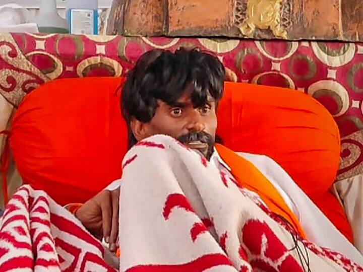 Maratha Reservation Protest Manoj Jarange is adamant on giving up water if Marathas do not get reservation said this on violence Maratha Reservation: मराठाओं को आरक्षण नहीं मिलने पर जल त्यागने पर अडिग मनोज जरांगे, हिंसा पर कही ये बात